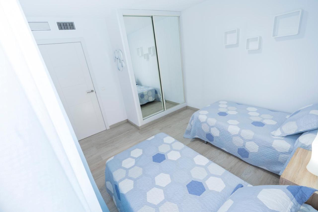Apartamento Benalmadena Puerto Marina Apartment Exterior photo