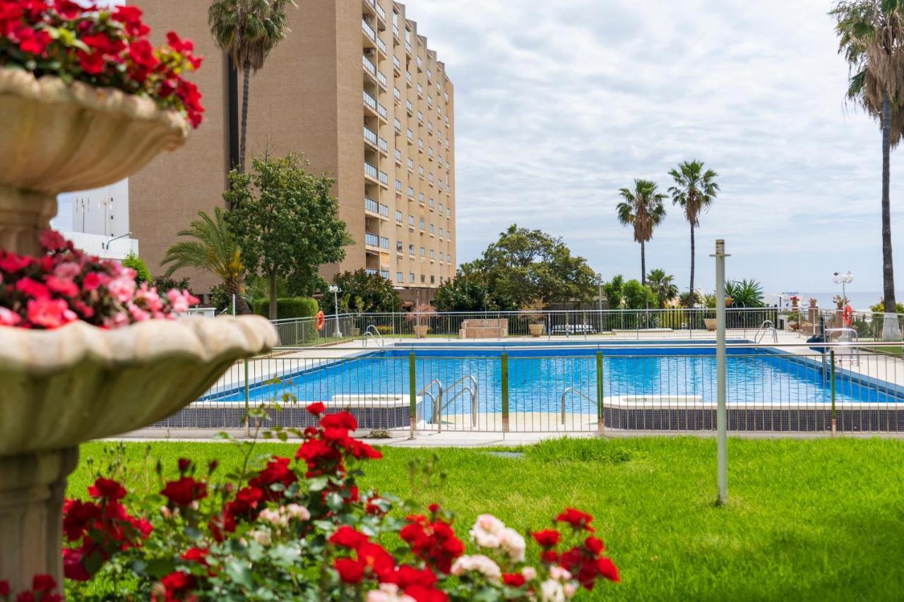 Apartamento Benalmadena Puerto Marina Apartment Exterior photo