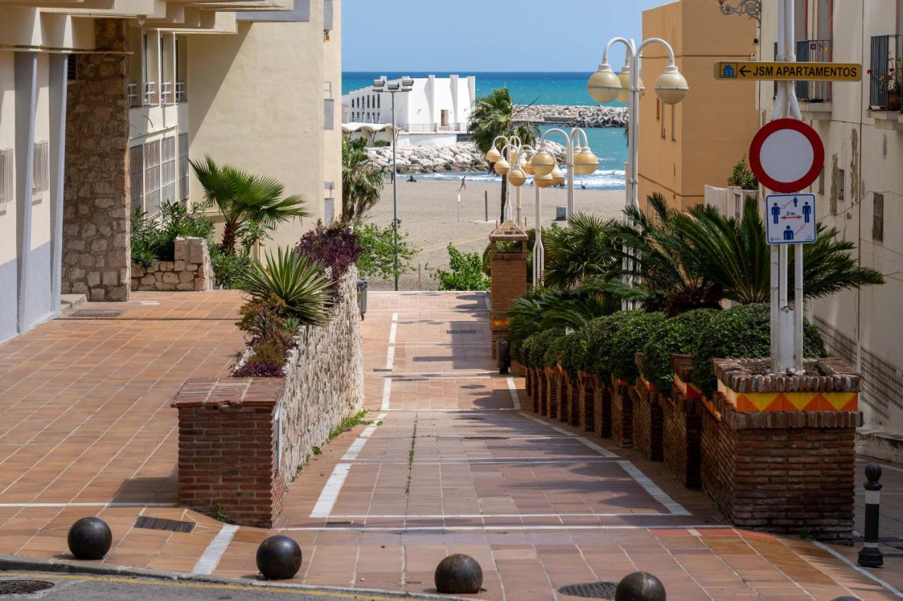 Apartamento Benalmadena Puerto Marina Apartment Exterior photo