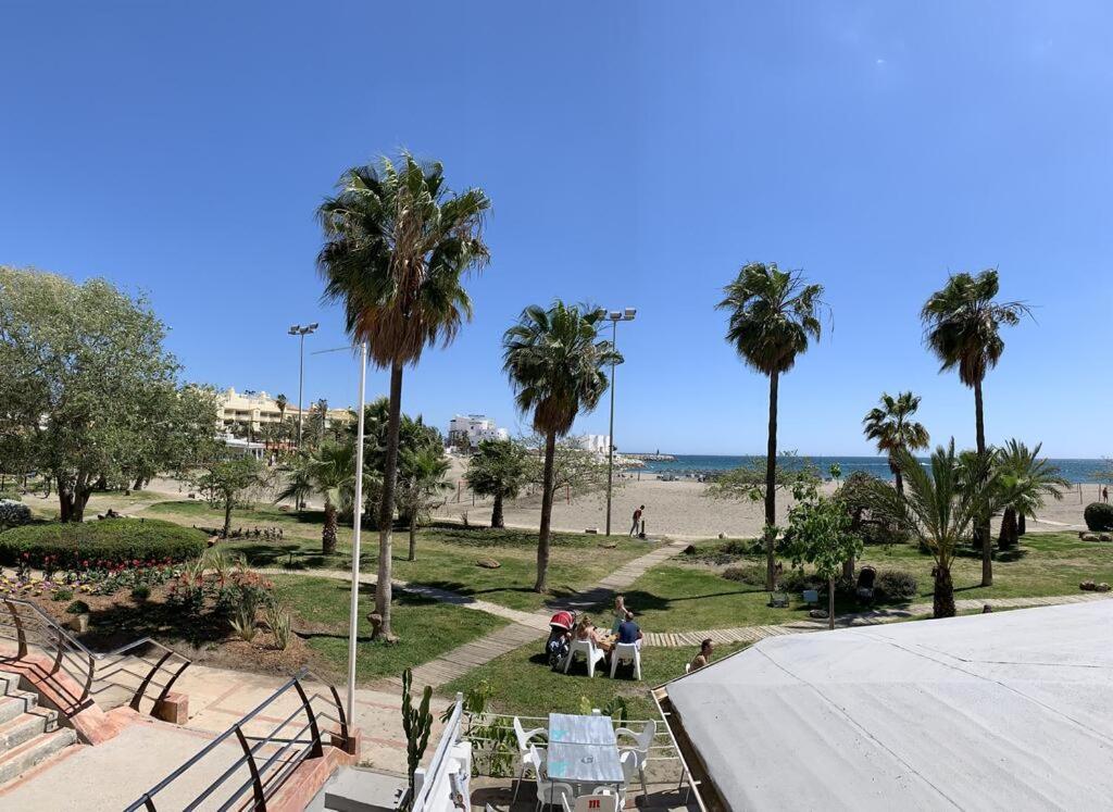Apartamento Benalmadena Puerto Marina Apartment Exterior photo