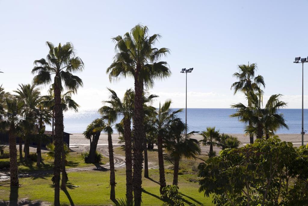 Apartamento Benalmadena Puerto Marina Apartment Exterior photo