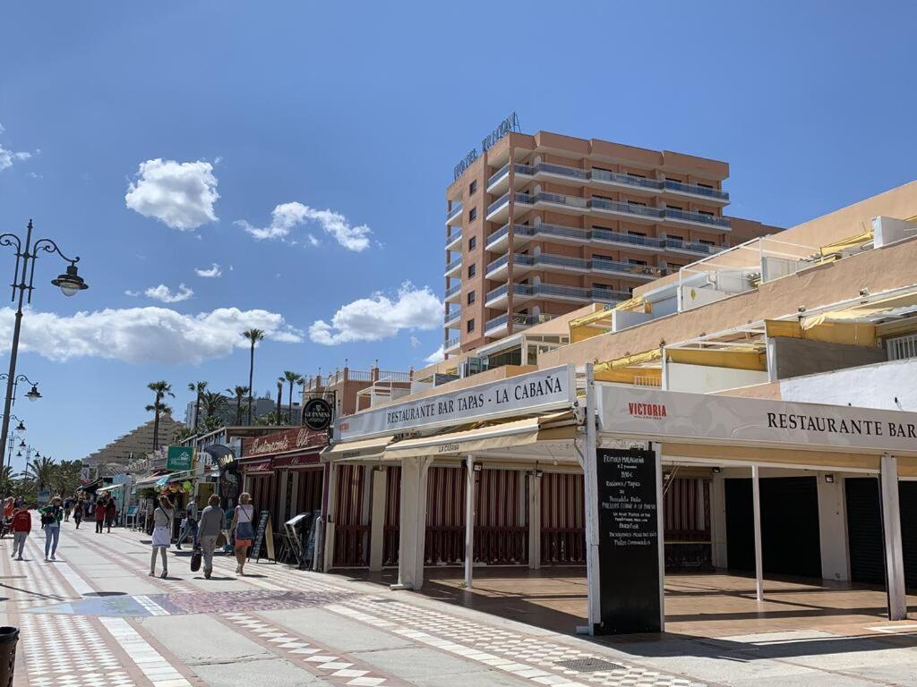 Apartamento Benalmadena Puerto Marina Apartment Exterior photo